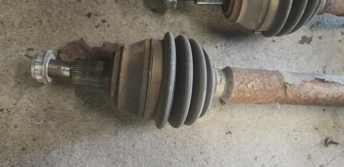 Półoś przeguby Audi A3 Leon Vw Golf mk4 1.6 AKL FSI 1.4 16V AKQ