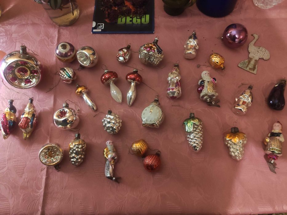 Игрушки новогодние старинные.