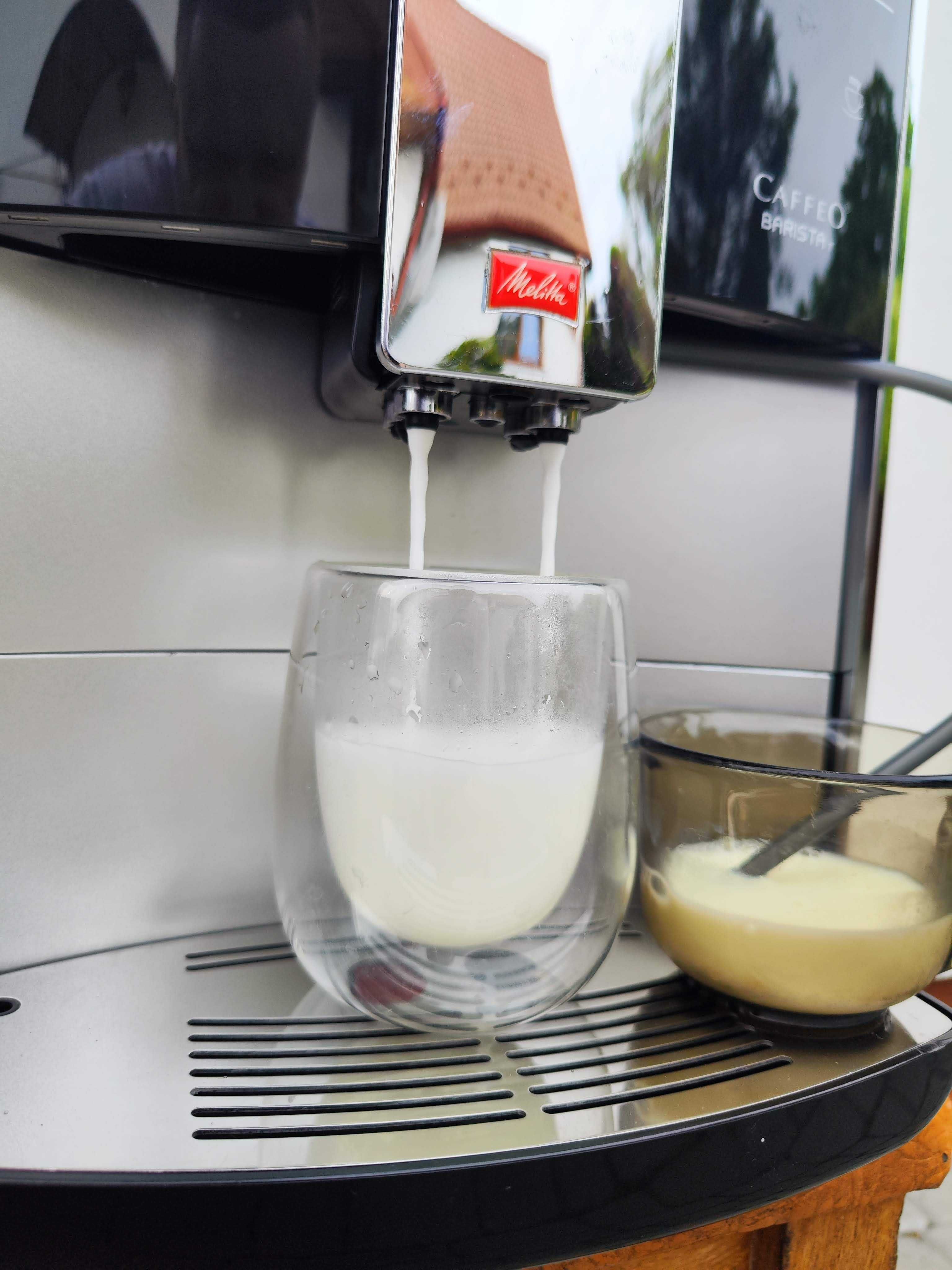 Кавоварка кавомашина Melitta Caffeo Barista T