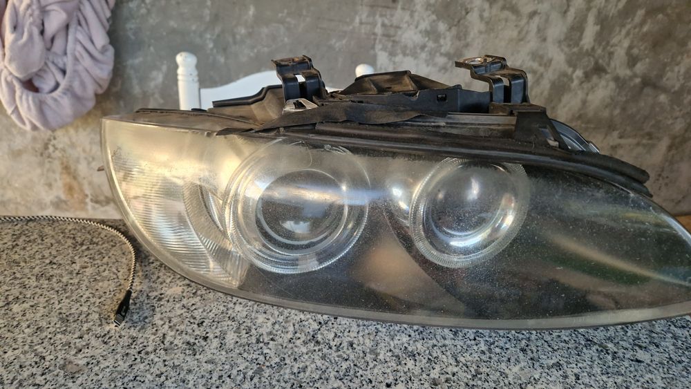 Optica bi xenon direit. e92
