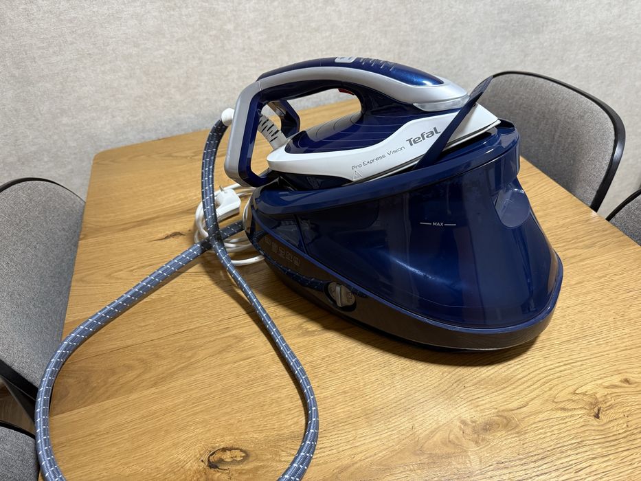 парогенератор Tefal Pro Express Vision GV9812