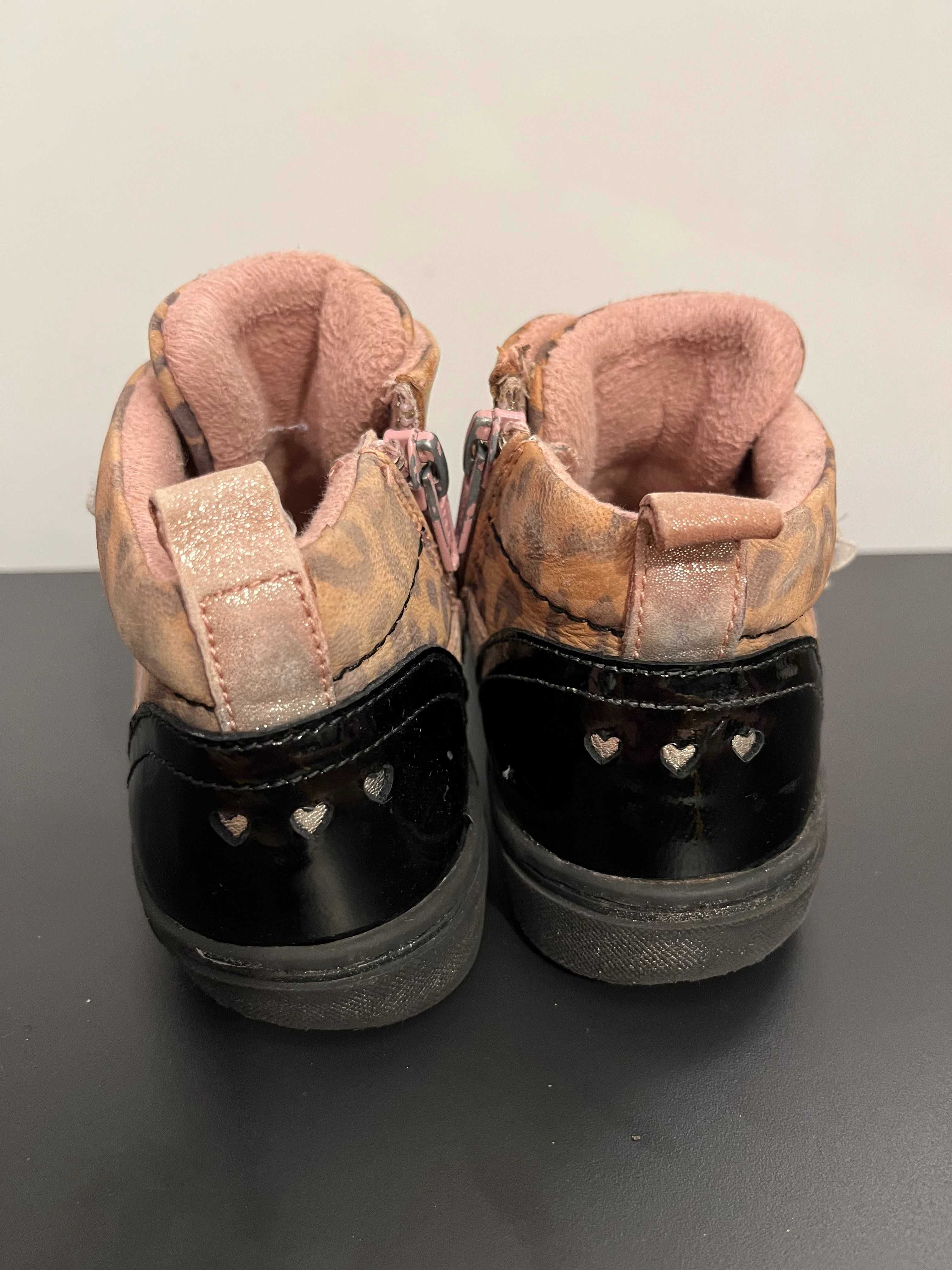 Buty Lasocki, na rzepy, botki, kozaki