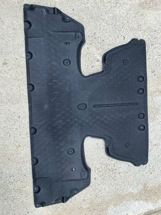 9J1825213A Захист дніща задній Porsche taycan Audi e-tron GT rs