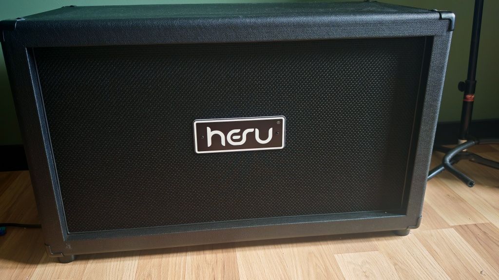 Hesu Modern M212 Horizontal kolumna gitarowa (nowa). Możliwa zamiana