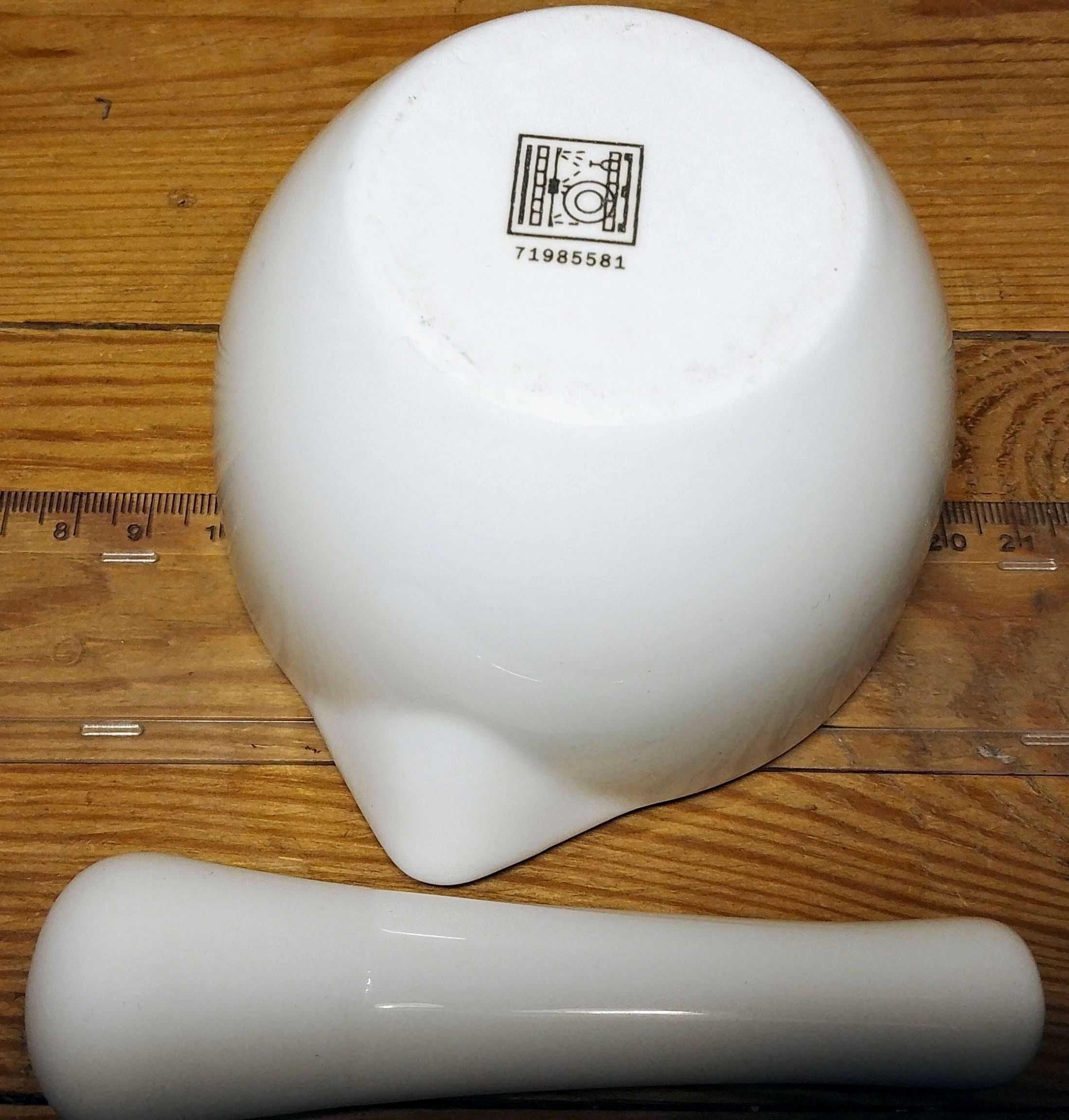 Moździerz ceramiczny