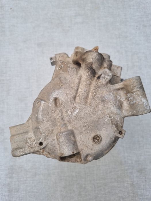 Suzuki Grand Vitara 2.0 бензин.Насос кондіціонера.95201-64JB1