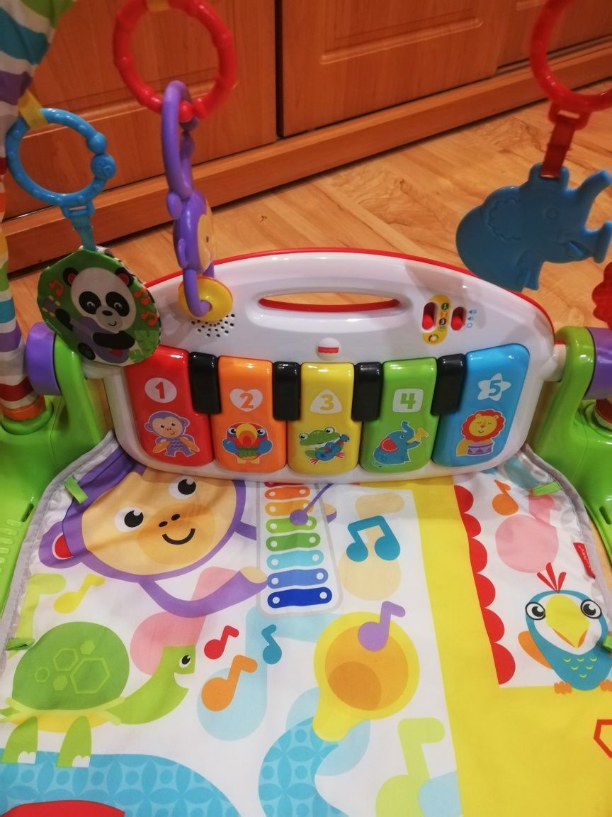 Mata muzyczna Fisher Price Zwierzęta + gratis pchacz