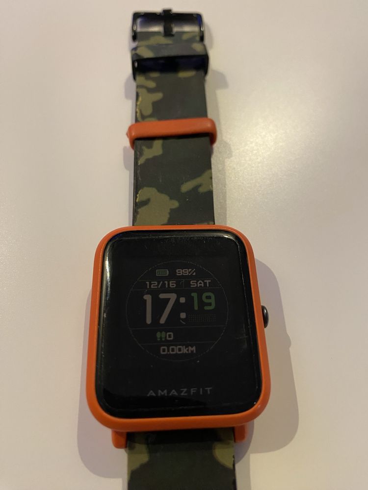 Smartwatch Amazfit Bip - bardzo zadbany