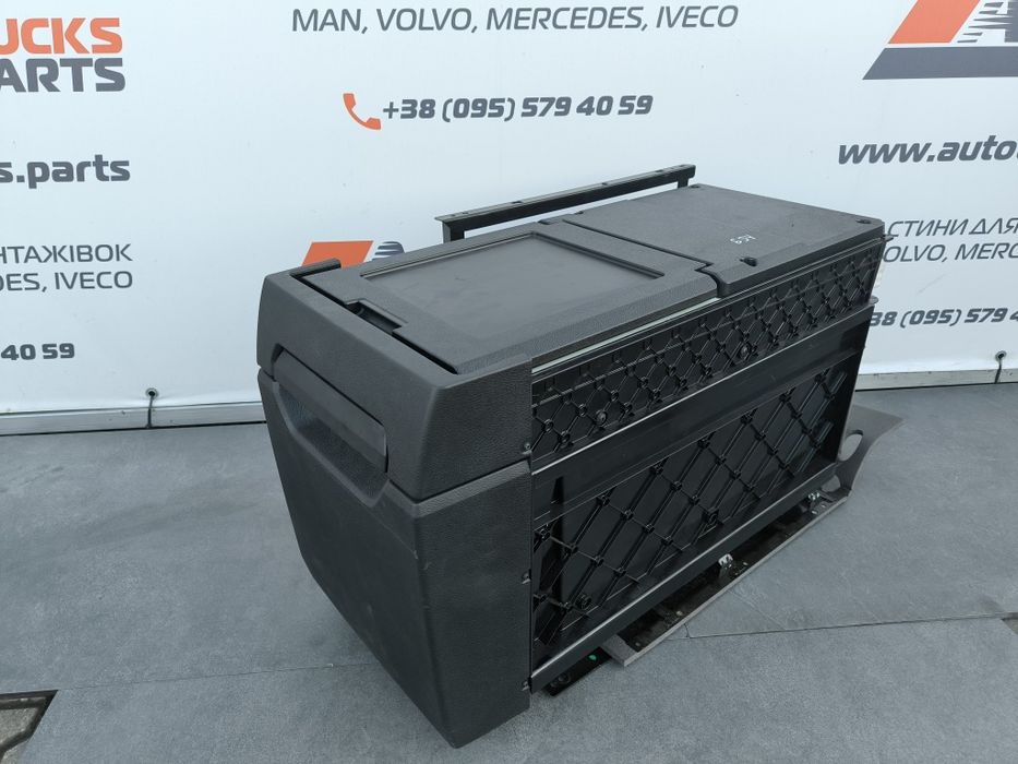 Холодильник автомобільний 12-24 MAN VOLVO MERCEDES IVECO Запчастини