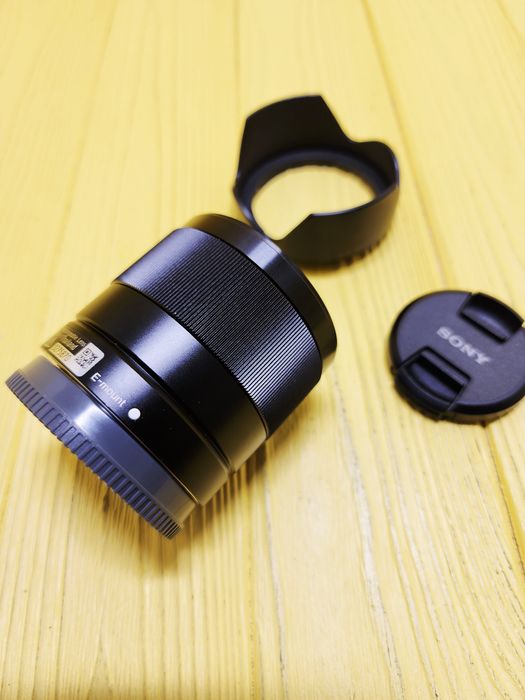 Объектив Sony FE 28 mm f/2.0