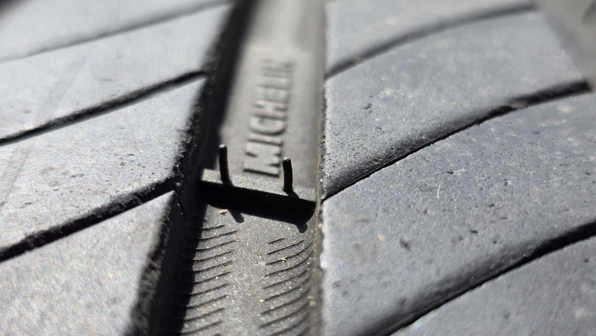 Komplet 4 opon letnich Michelin 215/50 R18