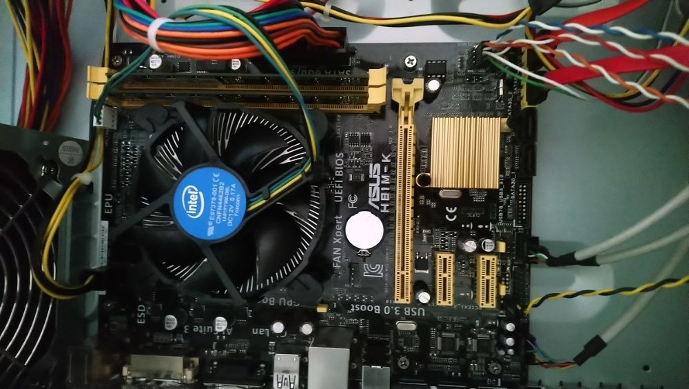 PC Asus H81M-K G3250 2x DDR3 1024MB