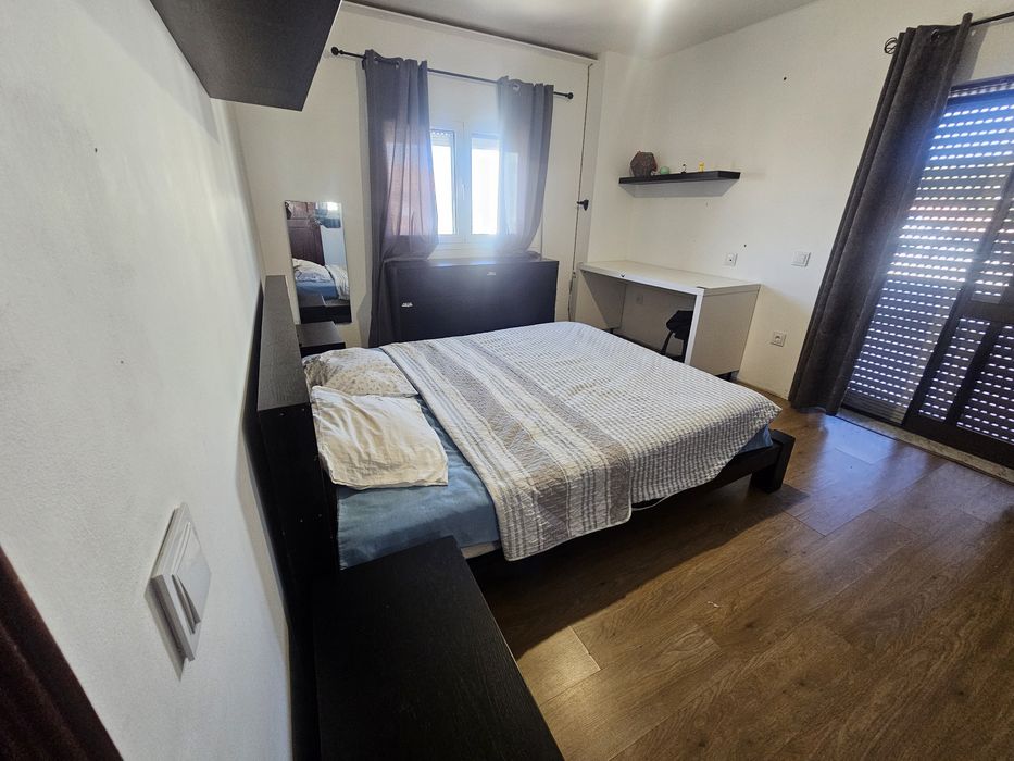 Aluga se quarto nos Marinheiros