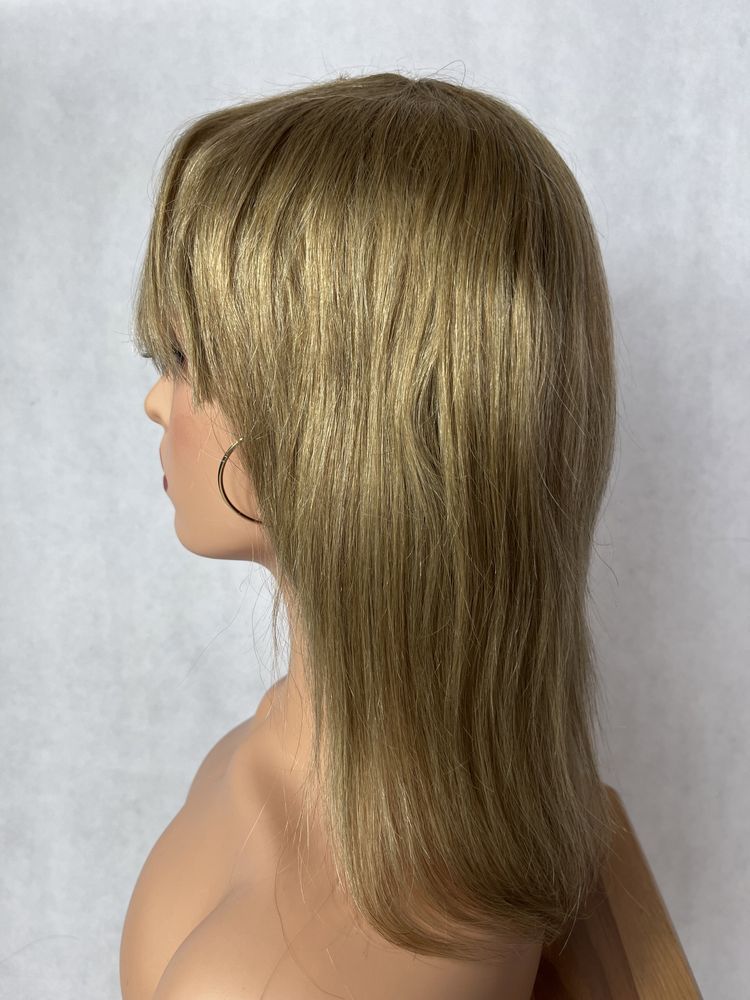 Peruka włosy naturalne miodowa blond z grzywka