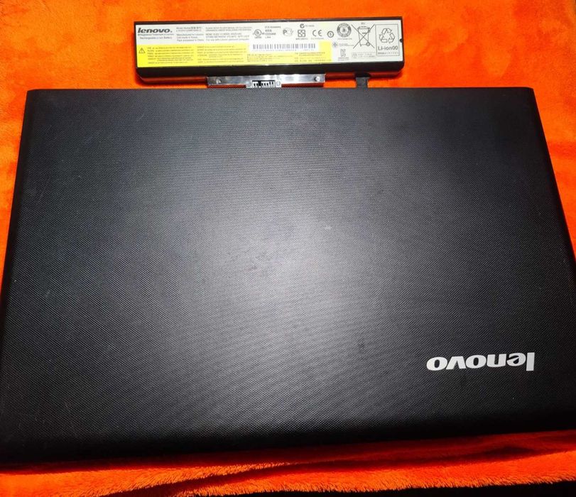 Ноутбук Lenovo 15" как новый в идеале. SSD +Hdd. Батарея 3часа.