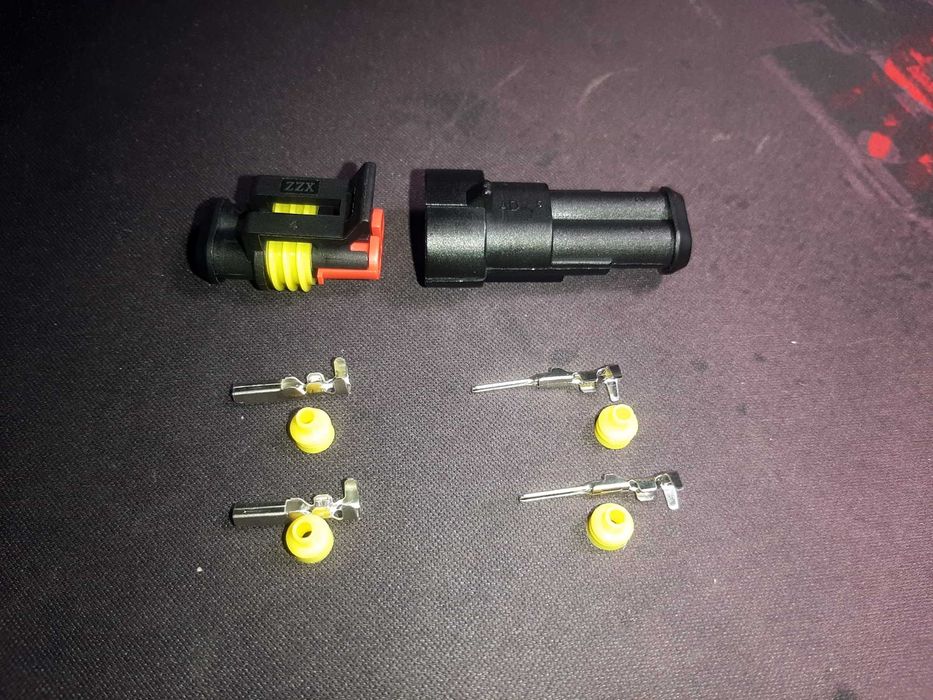 Набір вологозахищених роз'ємів (фішок) для авто 1-4 pin + клеми