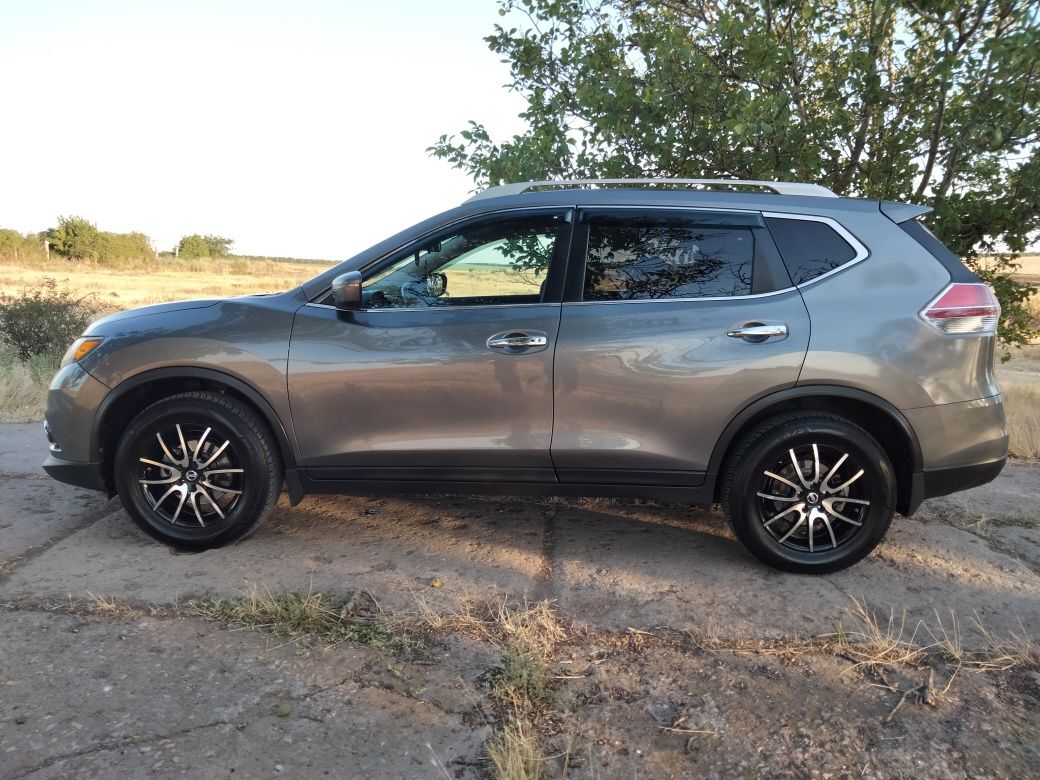 Продам Nissan rogue 2016 року