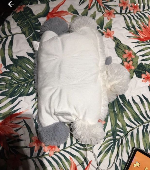 Cão peluche almofada