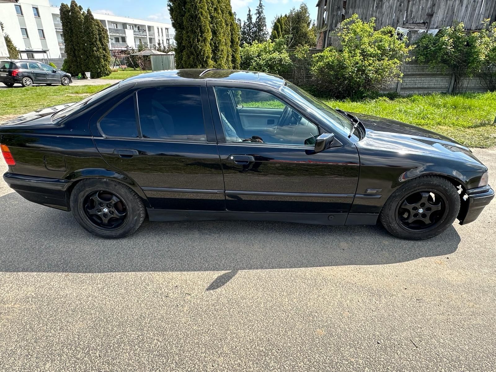 Sprzedam bmw e36 1.8