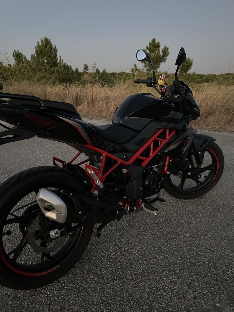 Benelli bn 125 *Impecável*
