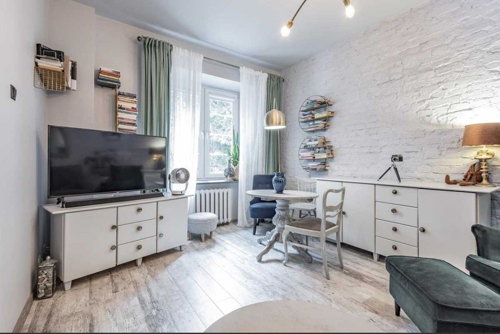 Apartament 35m2 po generalnym remoncie z parkingiem Łódź na doby