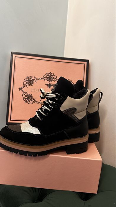 Ботінки Helena Soretti