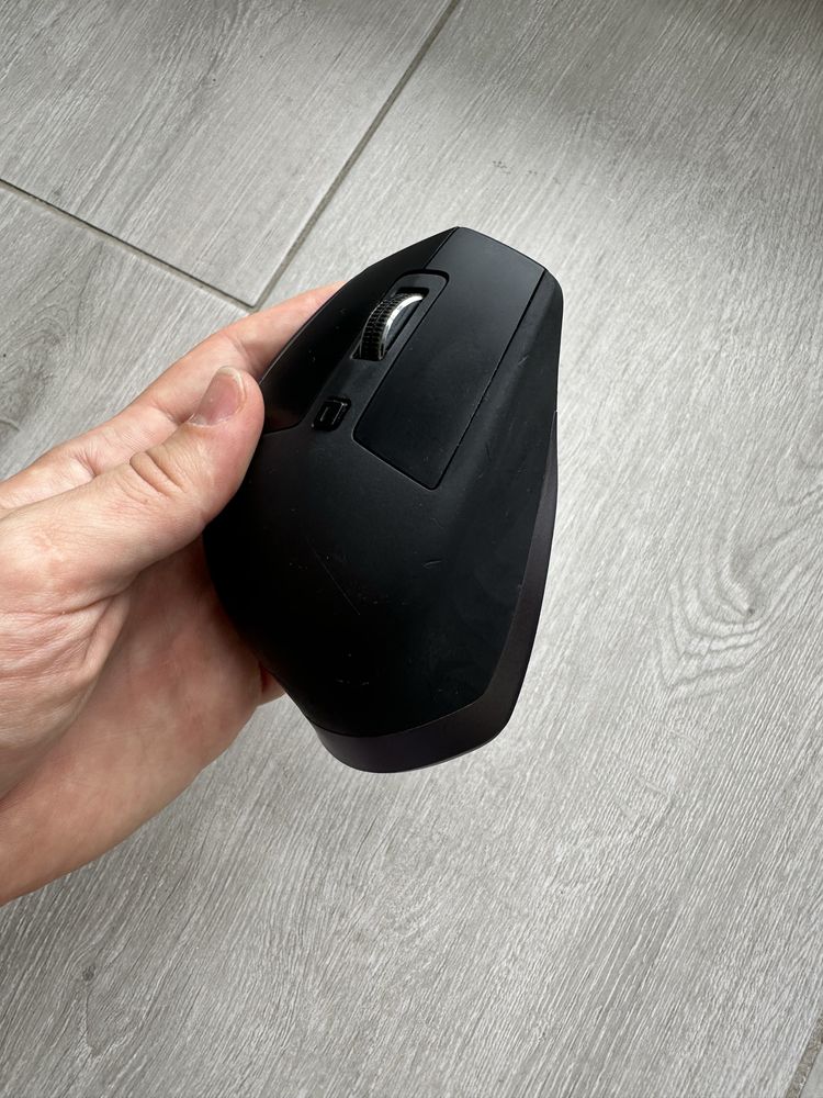 Myszka bezprzewodowa Logitech MX Master – używana, stan dobry