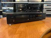 Odtwarzacz płyt CD Luxman D-321 Audio Room