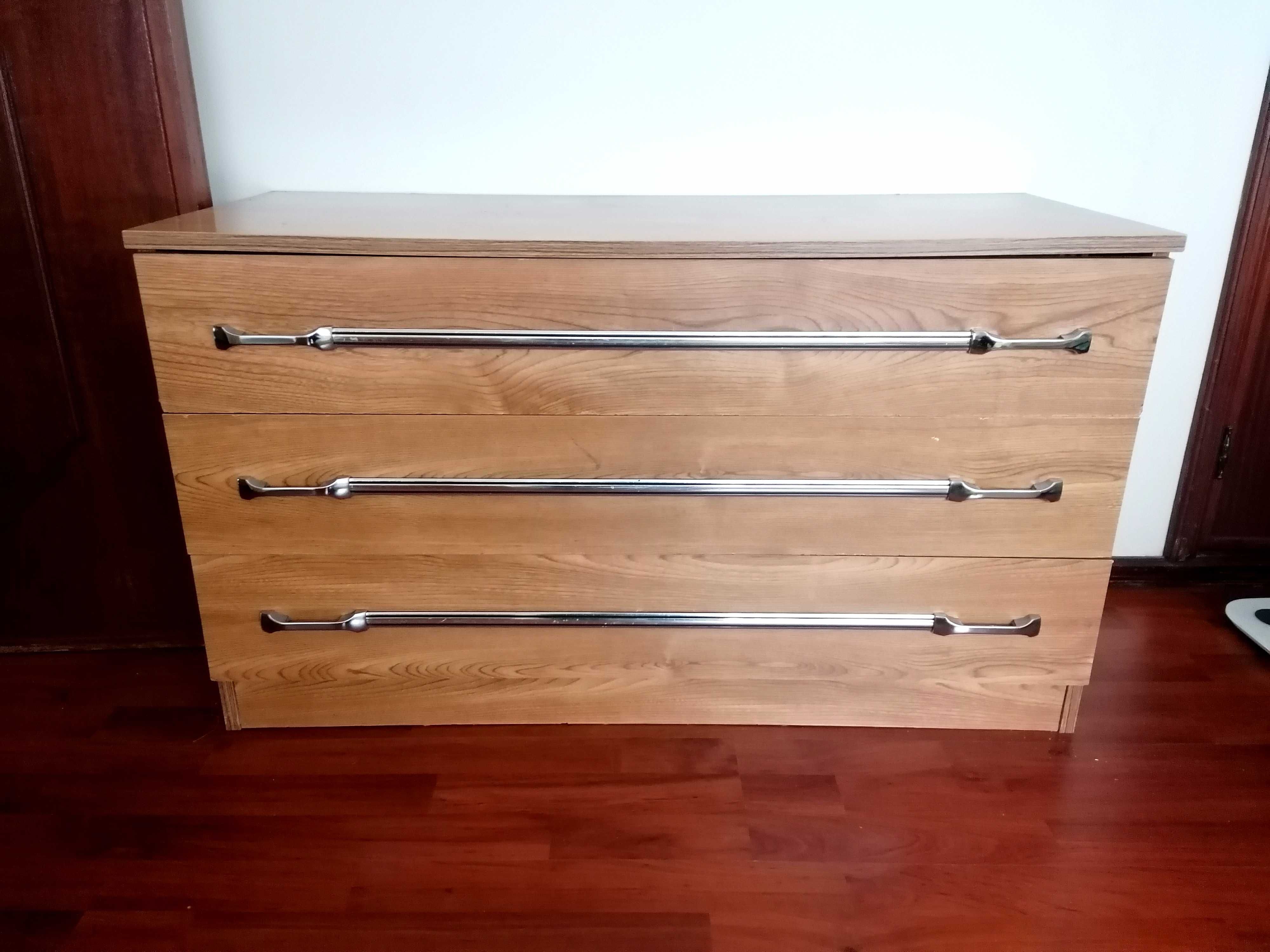Quarto Completo Estilo Jovem – Charme, Conforto e Oportunidade única!