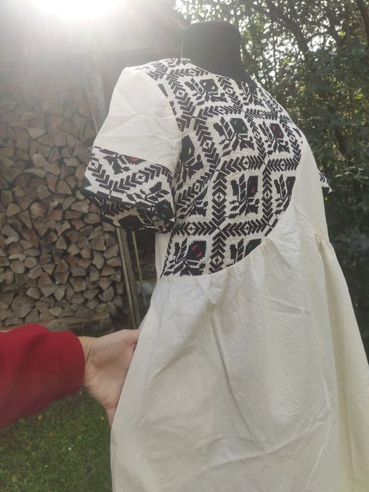 Вишиванка, вишита сукня, вишита сорочка