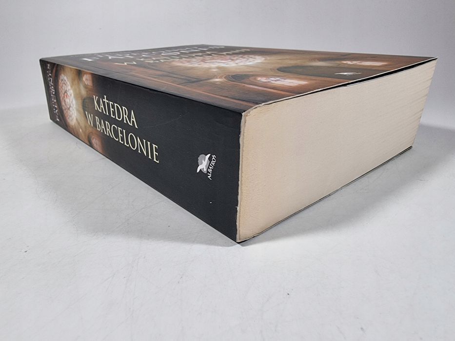 Katedra w Barcelonie / Ildefonso Falcones