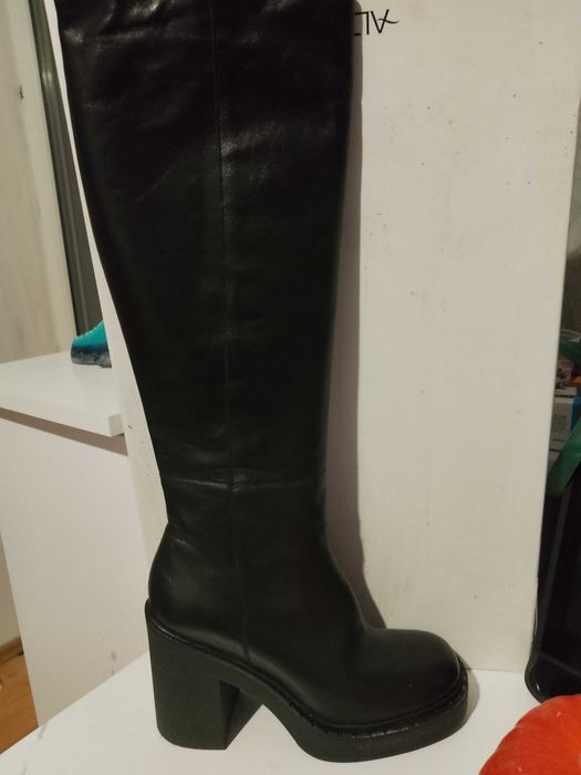 Kozaki skórzane czarne rozm 38 szeroki obcas