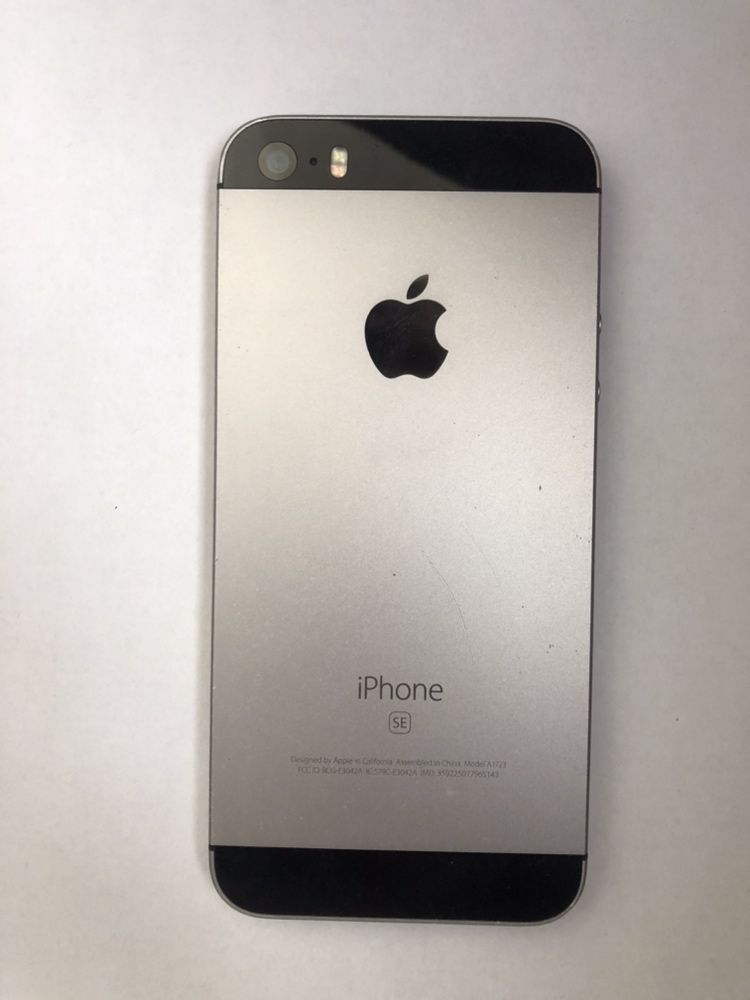 Iphone SE 16gb space gray