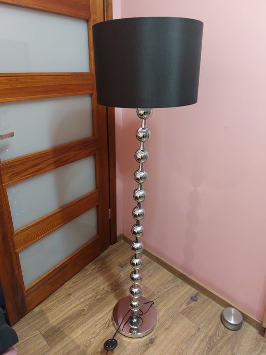 Lampa stojąca do domu