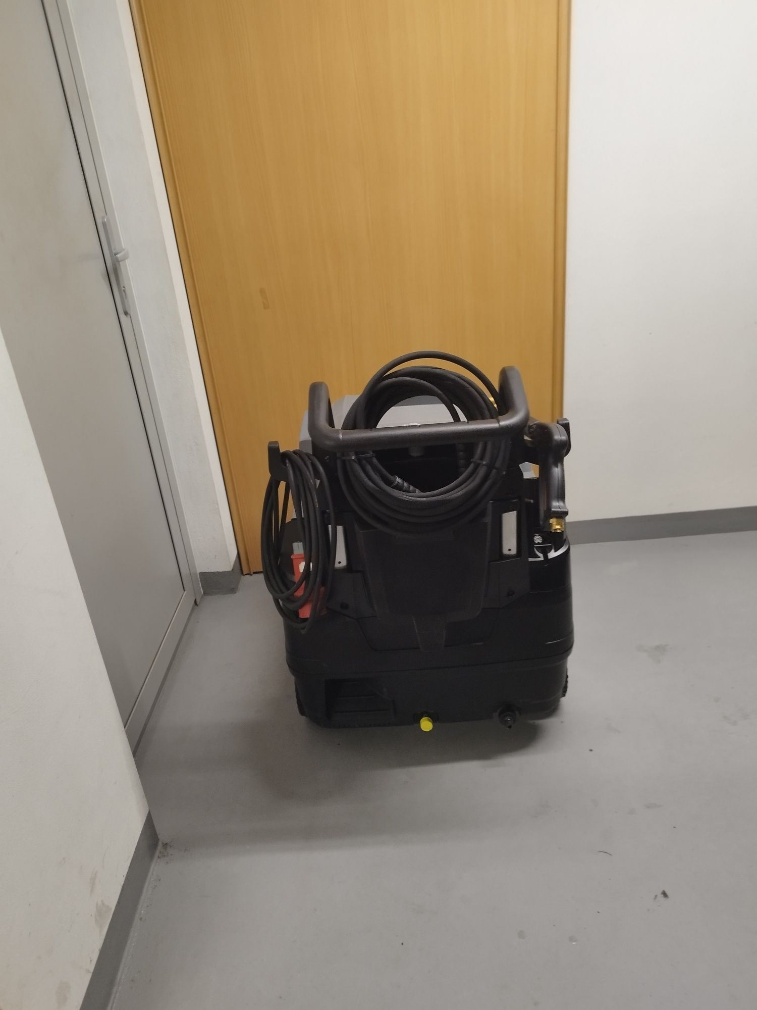 Myjka Karcher HDS 8/18c 180bar 400v gwarancja serwis i naprawa
