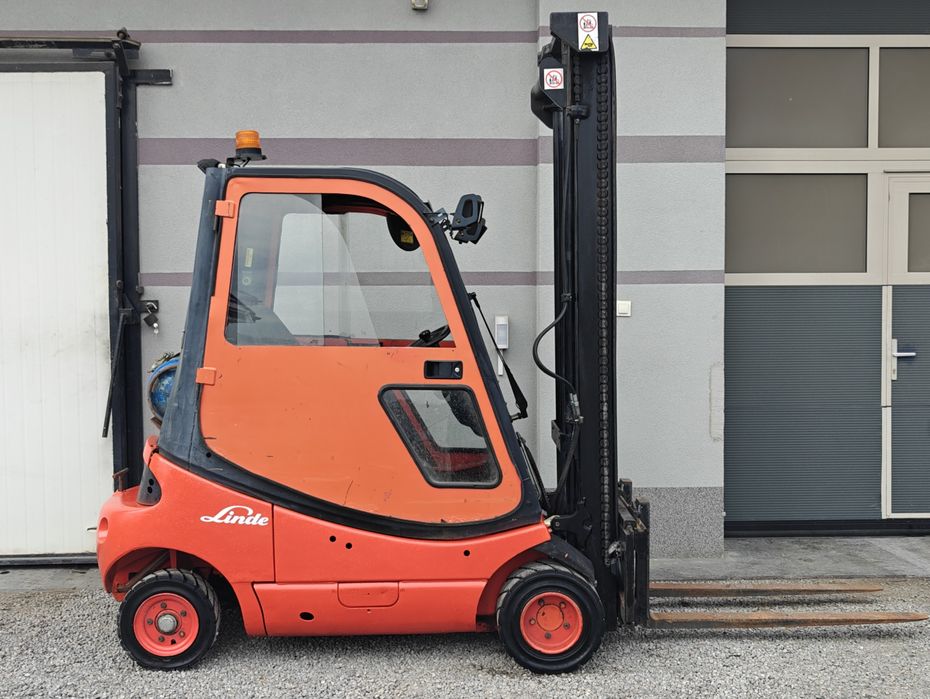 Wózek widłowy Linde H20T-03 Lpg 2T Kabina Podnosi na 4.2m 2004r