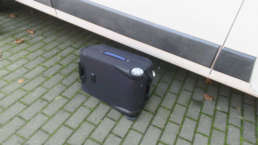 Walizka kabinowa 52x20x35cm