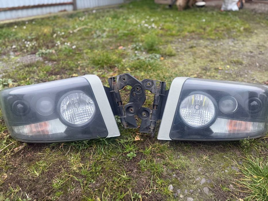 Фари від Renault premium