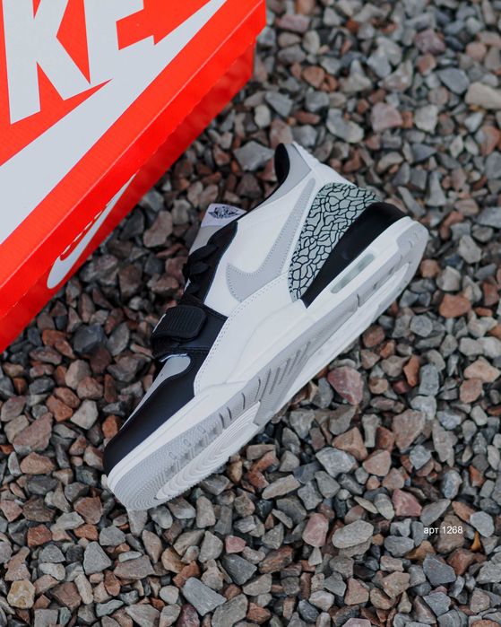 Кросівки 41-45 Nike Air Jordan Legacy 312 Low White Black / Кроссовки