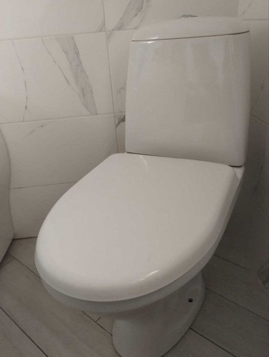 Продам унітаз б/в стан відмінний