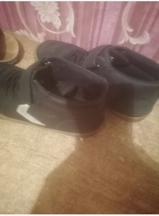 Взуття на хлопця