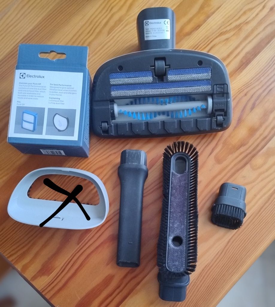 Turboszczotka, szczelinowka,filtr Elektrolux Pure q9
Szczotka do odku