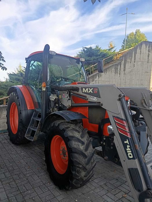 Trator Kubota M135 GX