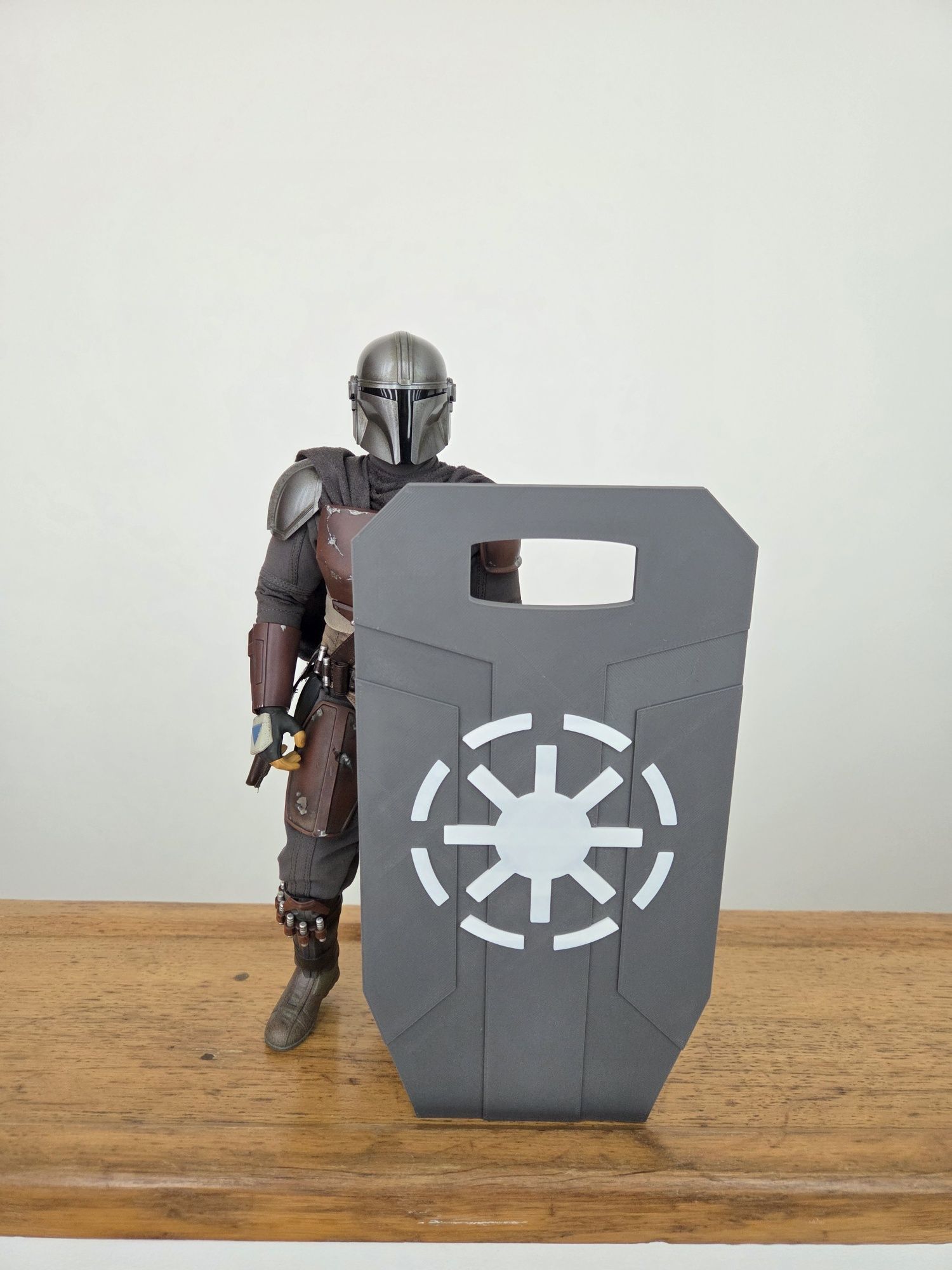 Hot toys M3 Bulwark shield clone trooper