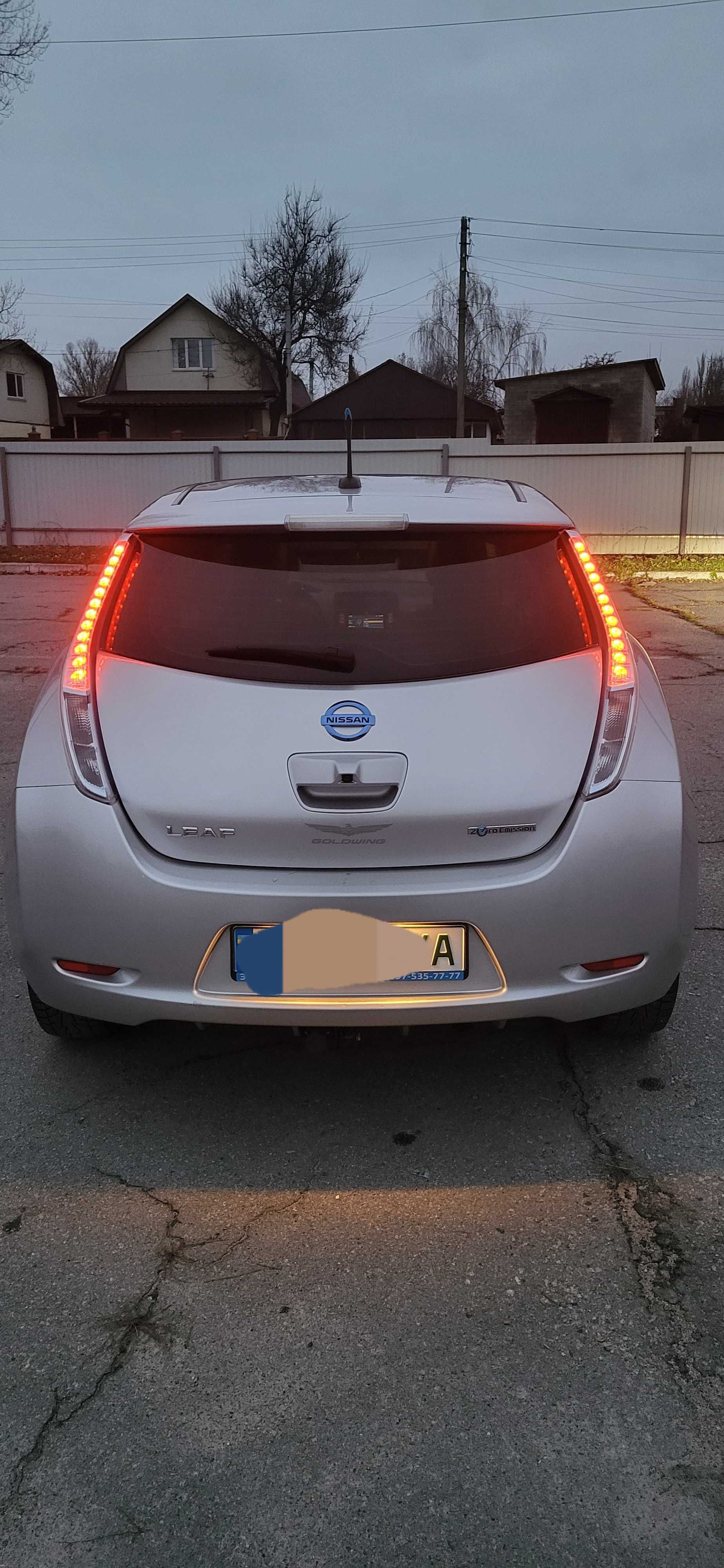 Nissan Leaf , Ніссан Ліф