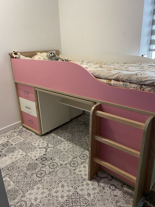 Ліжко для дівчинки, ліжко дитяче, ліжко, тумба,шафа,комод