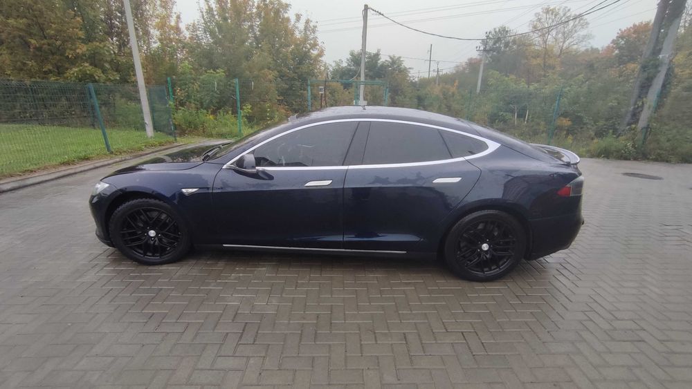 Tesla Model S 2014 1покоління P85D 85 kWh Dual Motor (463 к.с.AWD Base