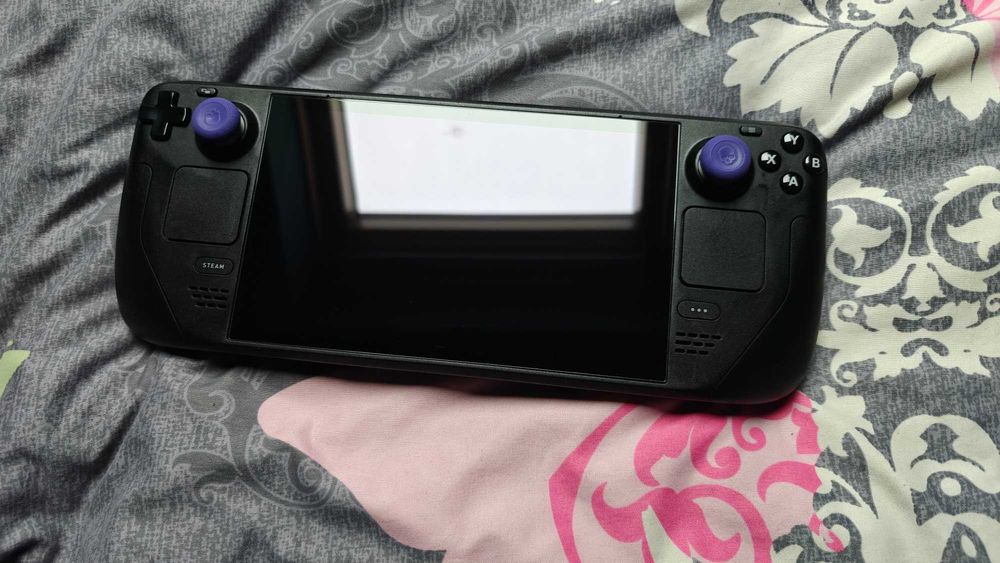 Konsola Steam Deck LCD 256GB SSD + 256 microSD Samsung + case