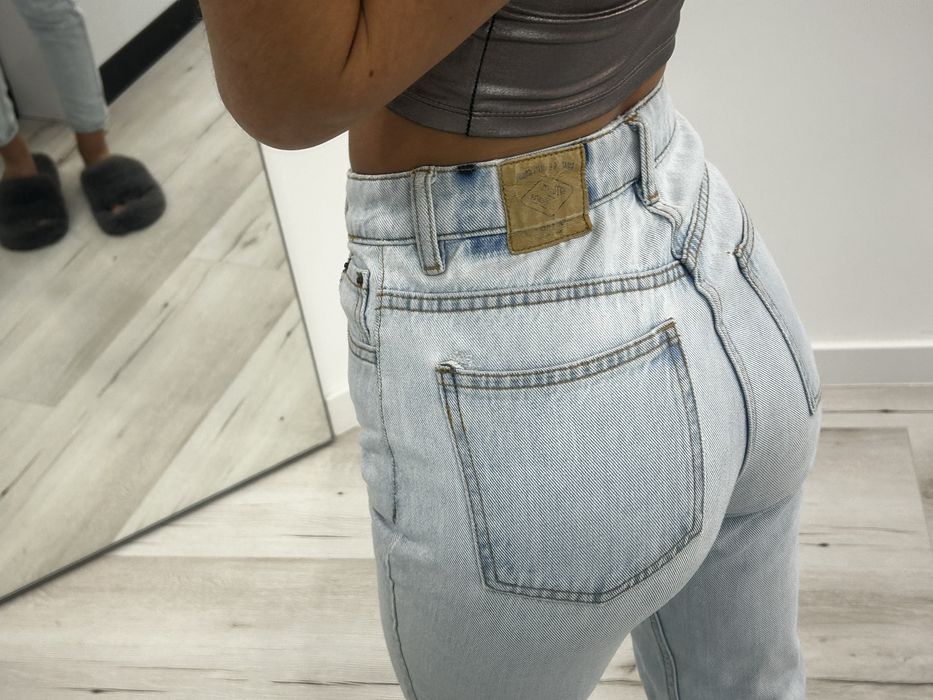 Джинси від Pull and Bear