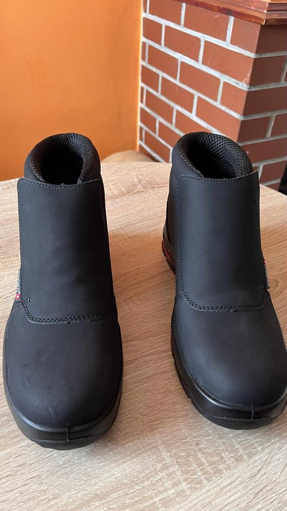 Buty spawalnicze nowe